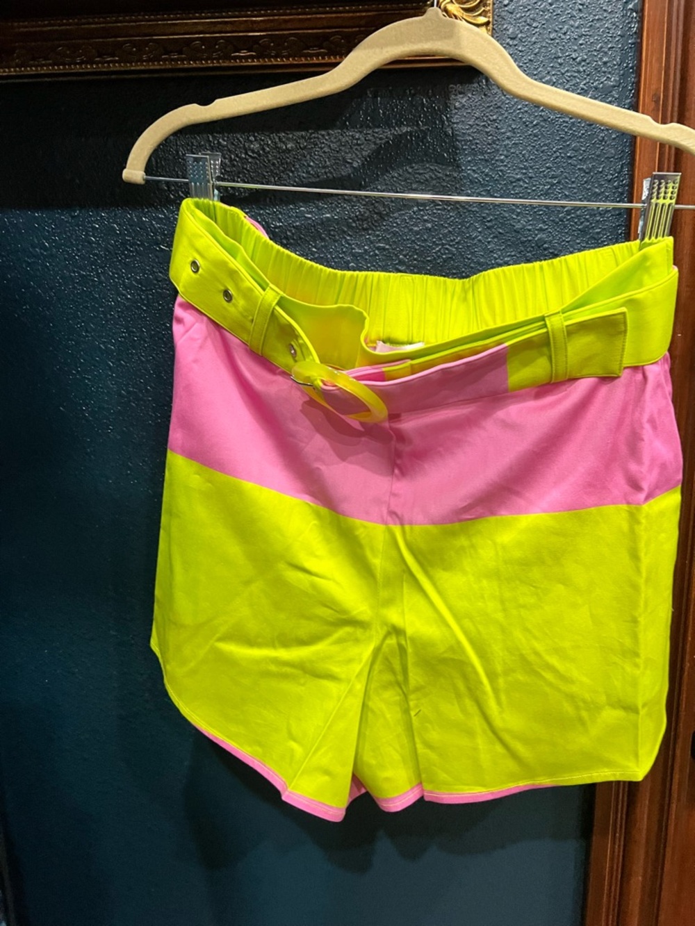 Alden Adair Neon Yellow & Pink Tie-Shoulder Peplum top with belted shorts - Picture 4 of 5